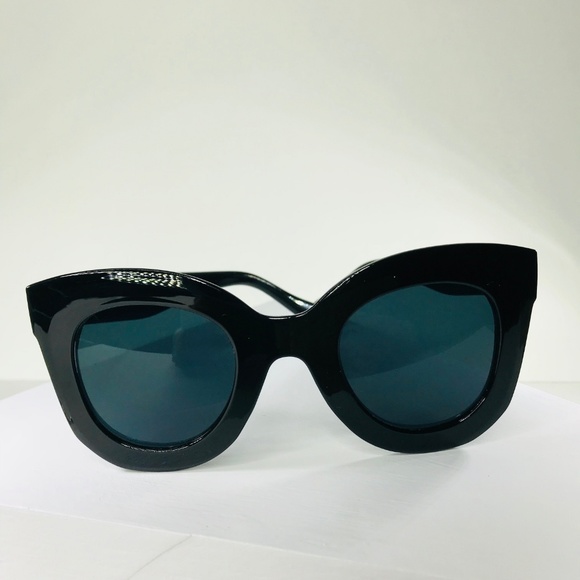 🆑 Square Cat Eye Sunglasses in Black - Picture 8 of 8